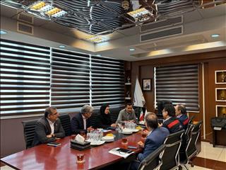 تقویت همکاری‌های بانکی و صنعتی در خوزستان؛ فولاد اکسین و بانک تجارت به دنبال توسعه تعاملات مالی