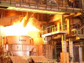 جهان فولاد سیرجان با رشد ۴۵ درصدی درآمد و ۱۶ درصدی سود خالص در سال ۱۴۰۳ درخشید