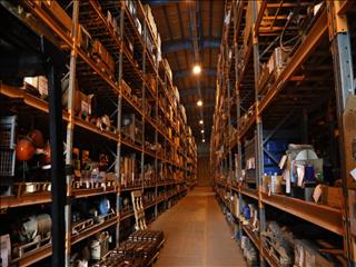 ساماندهی انبارهای قطعات فولاد هرمزگان؛ گامی در مسیر بهره‌وری و کاهش هزینه‌ها