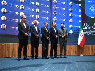 فولاد هرمزگان برای دومین سال پیاپی صادرکننده نمونه شد